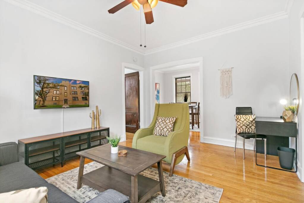 Well-Furnished 1Br Apt In Popular Spot - Belmont J3 Σικάγο Εξωτερικό φωτογραφία